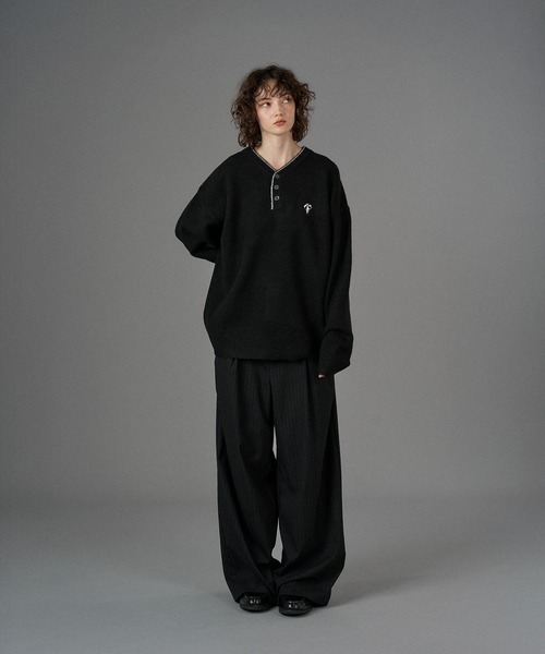 ONCILY（オンシェリー） セーター ニット LOGO HENRY NECK KNIT / ロゴ