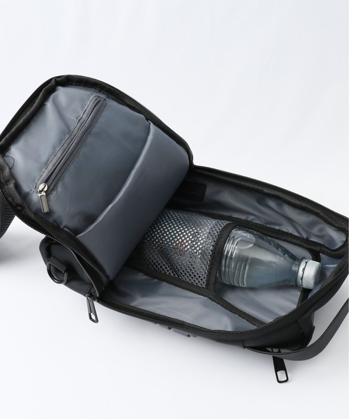 BACKYARD FAMILY（バックヤードファミリー） ウエストポーチ ボディ