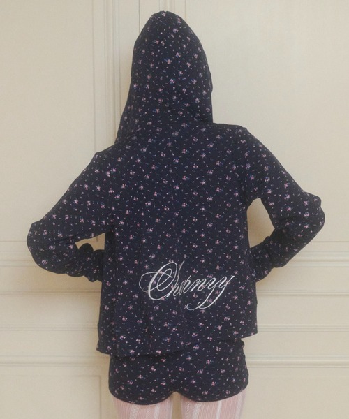 chernyy floral hoodie / 小花柄バック刺繍ロゴフーディー chernyy パーカー chernyy floral hoodie / 小花柄バック刺繍ロゴ