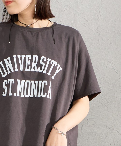 tシャツ 「MICA＆DEAL/マイカアンドディール」 別注 ワイドシルエット UNIVERSITY カレッジプリント Tシャツ レディースの画像