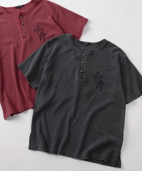 ヘンリーネック tシャツ 「82」ピグメント加工 クロスワンポイント