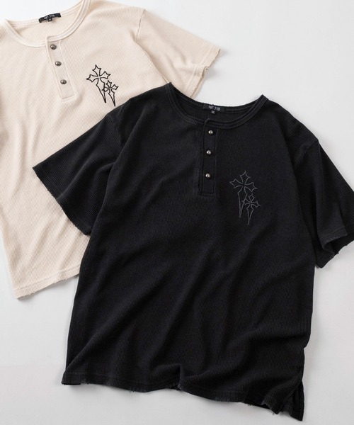 ヘンリーネック tシャツ 「82」ピグメント加工 クロスワンポイント