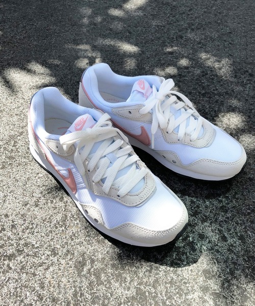 スニーカー Nike ナイキ ウィメンズ ベンチャーランナー Zozotown Paypayモール店 通販 Paypayモール