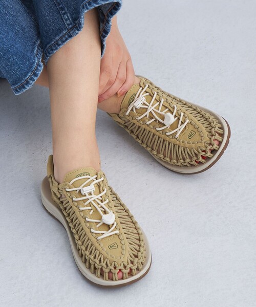 【HERMES】グレナンバックル印象的 ヒール高め☆Keen 90サンダル KEEN＞のウィメンズコレクション「ELLE」に、厚底アーバン