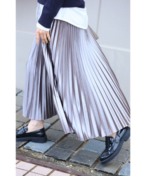PLEATS PLEASE 光沢感　シルバー　プリーツスカート cawaii スカート 落ち感美しい 光沢プリーツスカート : ZOZOTOWN Yahoo