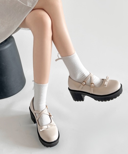希少色 美品 REGAL メリージェーン 本革ストラップ ドレスアップ 白 Shoes in Closet（シュークロ） フォーマルシューズ 「新色追加」軽量