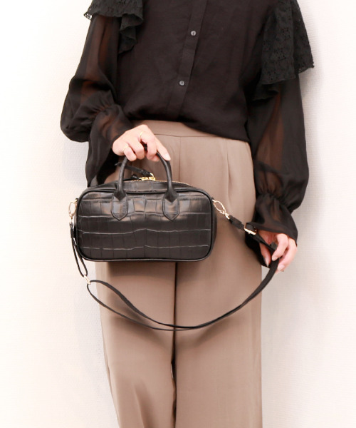 美品 Perche ペルケ ショルダーバッグ ハンドバッグ 黒 牛革 2way perche ショルダーバッグ バッグ ペルケ / 牛革ランドスケープ