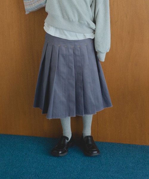 common gull products. スカート 街のチノプリーツスカート