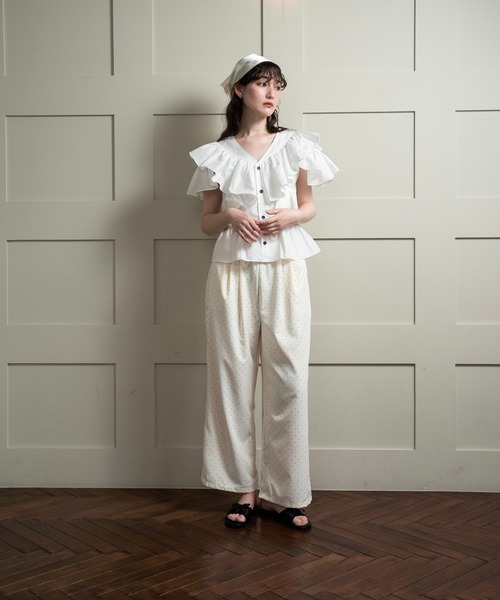 lawgy 2wayフリルフレンチスリーブブラウス Check white lawgy ブラウス シャツ 2way frill french sleeve blouse / 2way
