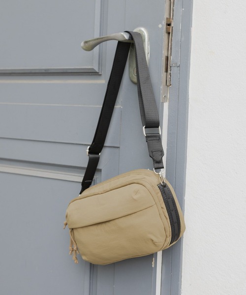 GLOBAL WORK（グローバルワーク） ショルダーバッグ 撥水ボトルイン