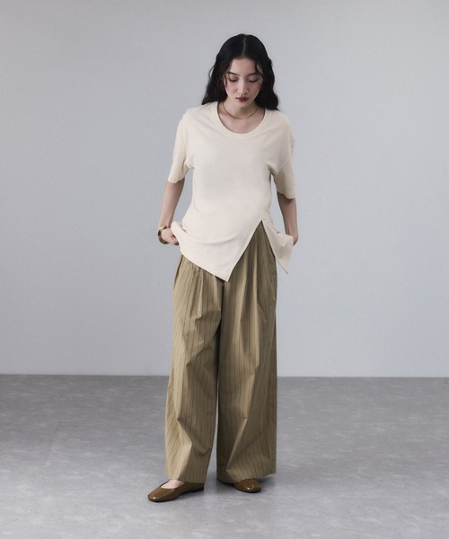 Adam et Rope アダムエロペ カットソー プルオーバー トップス カットソー 22春夏 キナリ ベージュ FREE クルーネック 長袖 メッシュ 透かし編み レイヤード 重ね着 リボン 着回し 大人 ブランド シンプル カジュアル 【レディース】【K3752】 セール】シアークルーネックトップス（Tシャツ/カットソー）｜ADAM ET