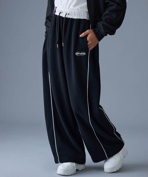 BISKEE ワイドパンツ パンツ 脇タックフレア裏起毛スウェットパンツ BISKEE ワイドパンツ パンツ 脇タックフレア裏起毛スウェットパンツ