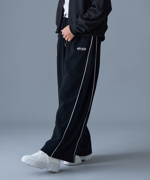k*a様 stars. youth ブラック　スウェットパンツ フレアパンツ BISKEE ワイドパンツ パンツ 脇タックフレア裏起毛スウェットパンツ