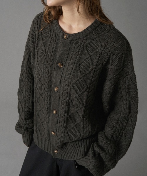 Mサイズ　OVY クルーネックニットカーディガン　黒 Super Comeback Lamb Wool Crew Neck Cardigan (black) | OVY