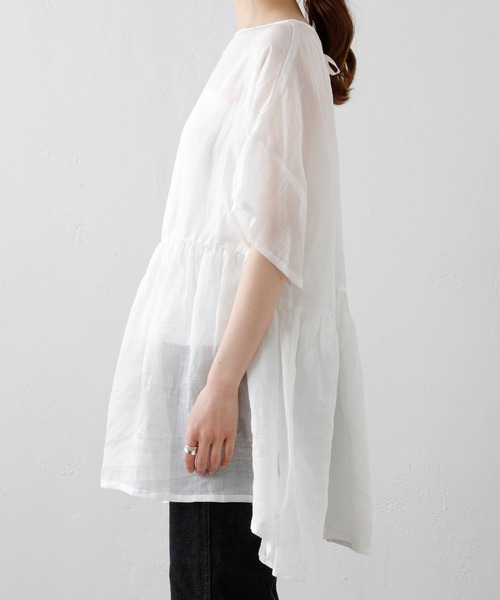 誠実様【今期✨️新品】chignon パール付き　ラッフルシャツブラウス　黒 CHIGNON シニヨン ブラウス 1646-487KK レディース 長袖