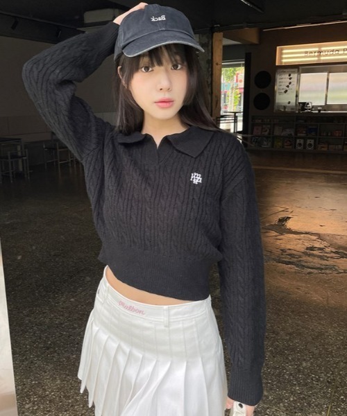 ニット セーター A'GEM/9 × .kom 「muah muah/ムーアムーア」 LOGO OPEN COLLAR CABLE KNIT/オープン ニット セーター A'GEM/9 × .kom 「muah muah/ムーアムーア