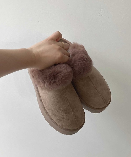 ☆ぼたん☆ ⭐︎美品⭐️ugg ムートンサンダル　パープル　24cm⭐︎ AS KNOW AS（アズノゥアズ） サンダル 厚底ムートンサンダル