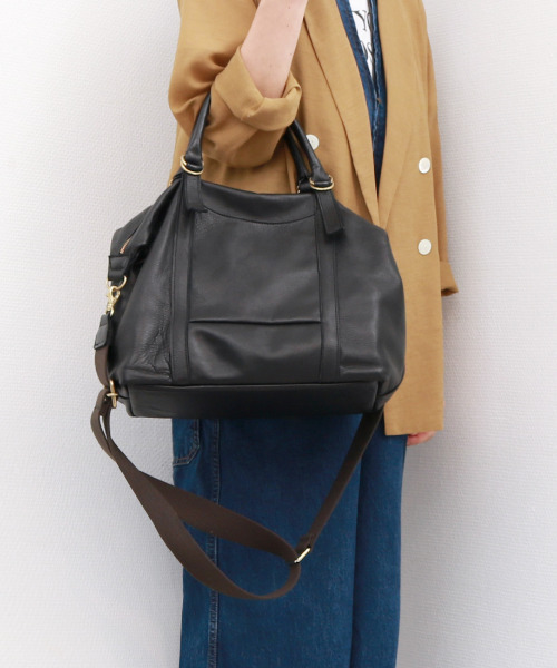 perche（ペルケ） ボストンバッグ perche / ガーメントレザー 