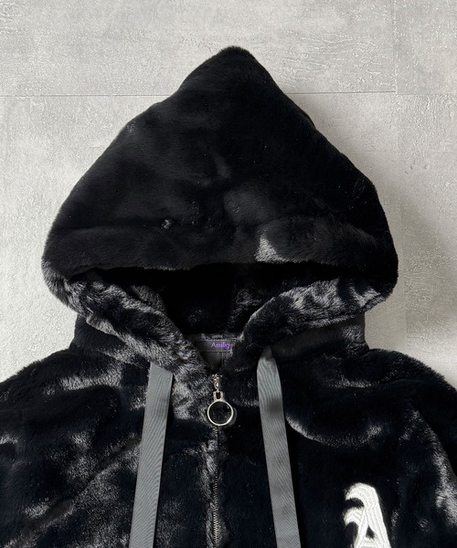 Amilige（アミリージュ） コート アウター ロゴ刺繍ファーZIPコート