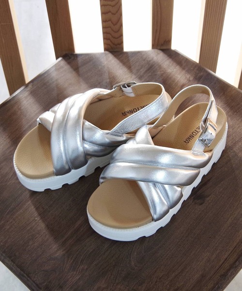 Minnetonka（ミネトンカ） サンダル ミネトンカ / パフィーサンダル