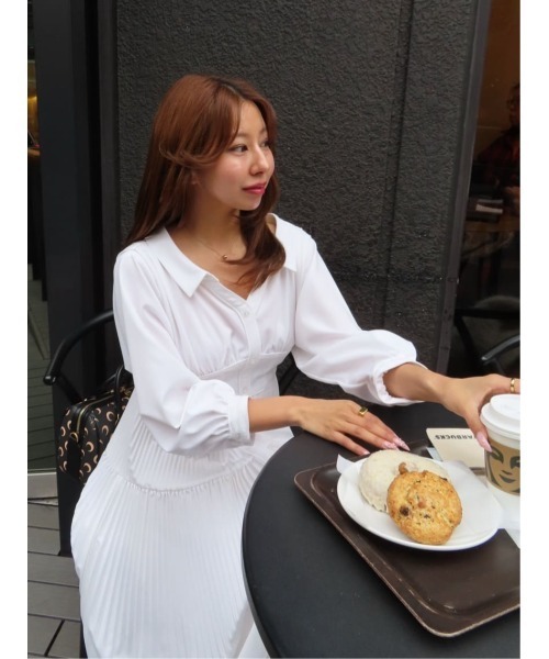 ワンピース Pleated Open Shirt Dressの画像
