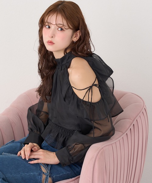 ku-um × tomo シアブラウス　バックリボン KU-UM×TOMOコラボ バックリボンシアーブラウスの通販 by ccny's shop