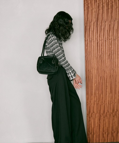 ボストンバッグ　エコレザー ボストンバッグ Eco leather square boston bag / エコレザースクエア