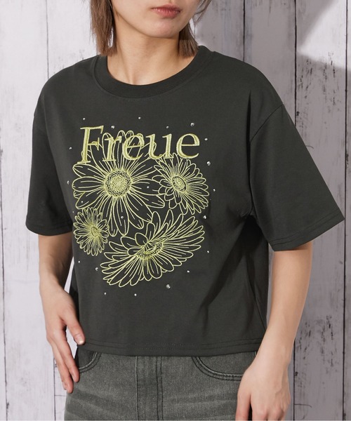 XG 黒花柄刺繍 Tシャツ tシャツ 「花柄刺繍×ラインストーン」短丈Tシャツ／Y2K／春夏／全4色