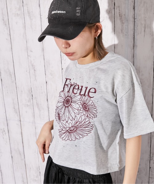 tシャツ 「花柄刺繍×ラインストーン」短丈Tシャツ／Y2K／春夏／全4色