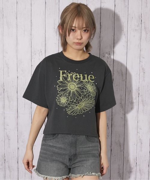 tシャツ 「花柄刺繍×ラインストーン」短丈Tシャツ／Y2K／春夏／全4色