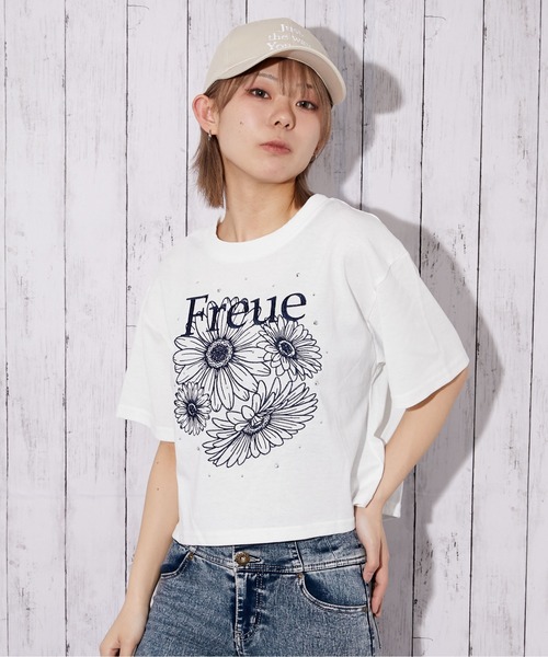 tシャツ 「花柄刺繍×ラインストーン」短丈Tシャツ／Y2K／春夏／全4色