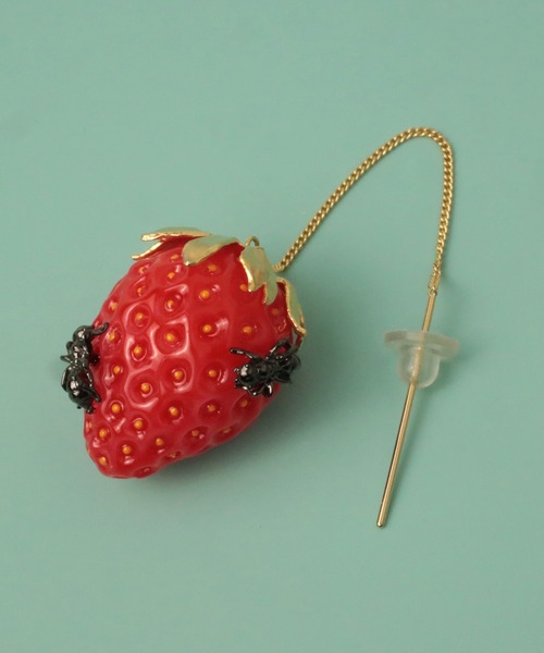 LOVE BY e.m. いちご チェーン ピアス LOVE BY e.m. ピアス antsいちごピアス レディース メンズ