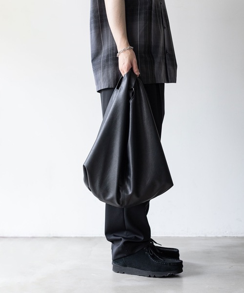 ANATOMICA レザーショルダーバッグ 黒 ADRER ショルダーバッグ Chain body bag メンズ レディース