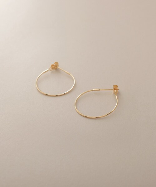 COCOSHNIK（ココシュニック） ピアス K18オメガチェーン フープピアス