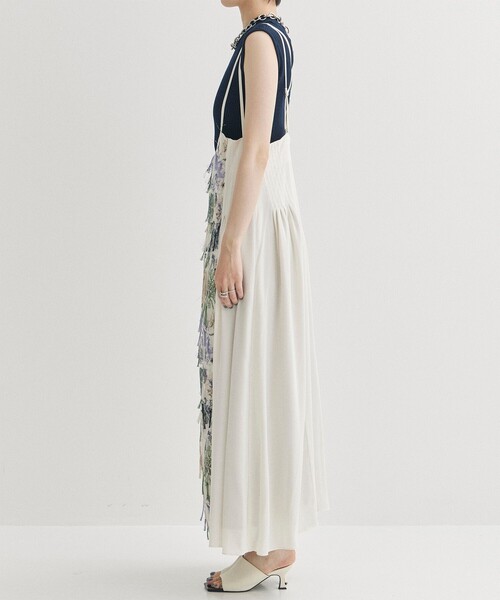 スカート 「MURRAL/ミューラル」フローティングフラワーレーススカート  