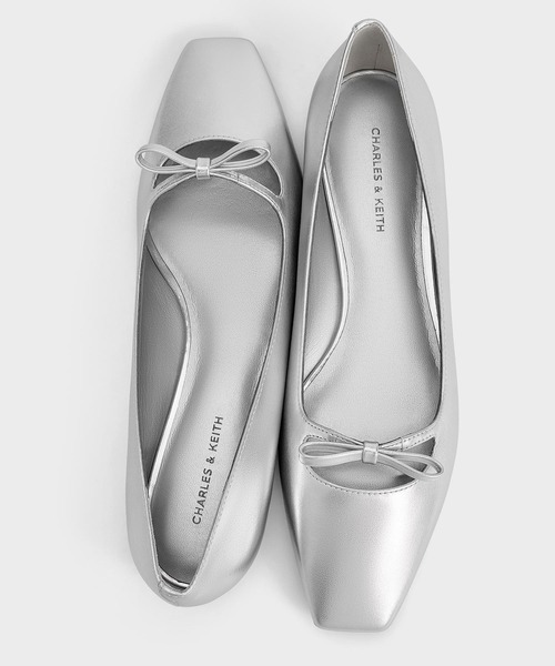 CHARLES & KEITH バレエ　　今期完売 CHARLES ＆ KEITH バレエシューズ パンプス ボウ スクエアトゥ
