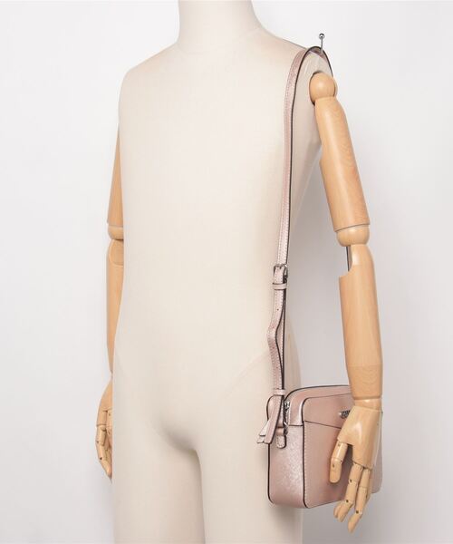 GUESS（ゲス） ショルダーバッグ バッグ GUESS MCCLAIN MINI CAMERA