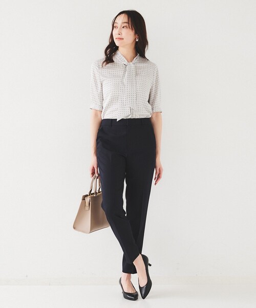 UNTITLED 新品未使用　ネイビー　リネンライクテーパードパンツ UNTITLED（アンタイトル） パンツ 「セットアップ可能」リネンライク