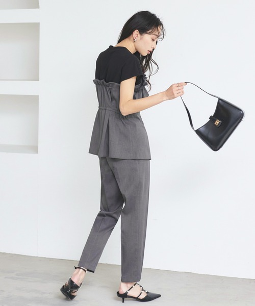 ルイルエブティック RUIRUE BOUTIQUE フロントフリルビスチェレイヤード風TOPS＆パンツセットアップ （グレー×ホワイト） ルイルエブティック RUIRUE BOUTIQUE フロントフリルビスチェ