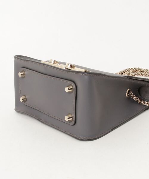 FURLA 「FURLA」 ワンポイントショルダーバッグ - グレー FURLA 「FURLA」 ワンポイントショルダーバッグ - グレー