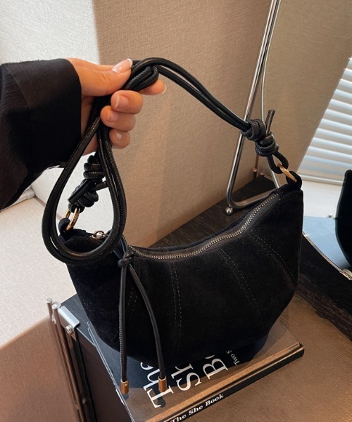 ショルダーバッグ バッグ 「25年秋冬新作」クロワッサンスエードミニ