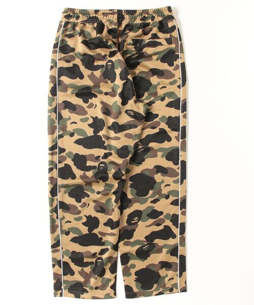 パンツ 1ST CAMO A BATHING APE LOGO RELAXED FIT TRACK SWEATPANTS メンズの画像