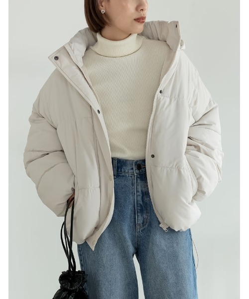 クリーム色フード付きダウンジャケット ZARA】WINDPROTECTIONセミロング丈フード付きダウンジャケット