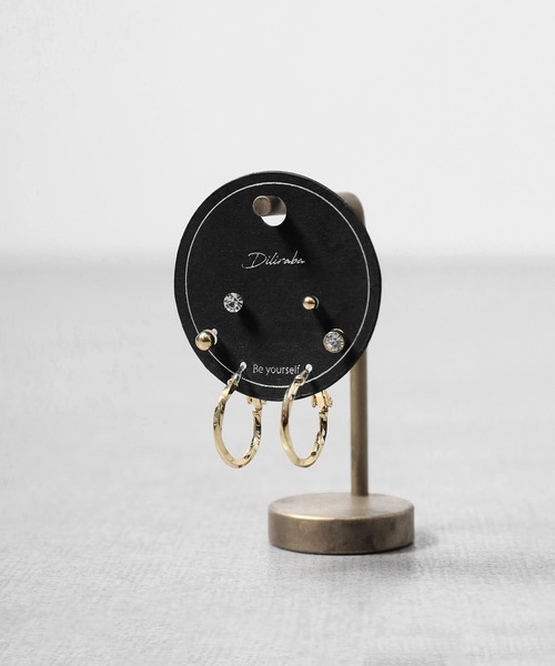 PDPAOLA＊片耳用 海外限定 ダリアピアス 送関税込 PDPAOLA＊片耳用 海外限定 ダリアピアス3個セット 送関税込