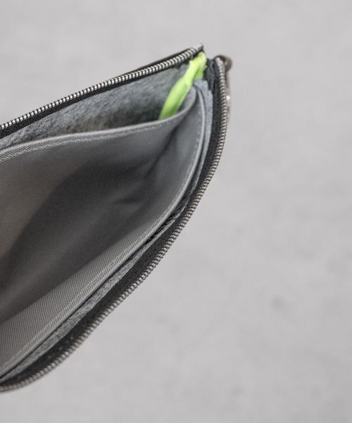 SENTI ポーチ Dyneema(R) Leather W ZIP POUCH LL 超軽量