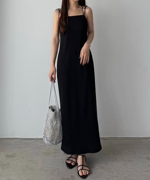 バックカッティングキャミワンピース (BLACK） バックカッティングキャミワンピースを仕入れる | ECモールに