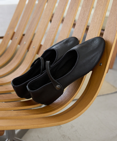 クラウン バレエシューズ パンプス 「CROWN / クラウン」STRAP COURT