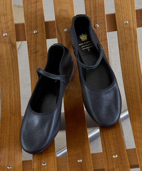 クラウン バレエシューズ パンプス 「CROWN / クラウン」STRAP COURT