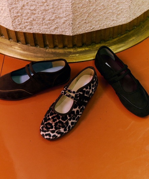 EVOL（イーボル） パンプス 「ふかふか・軽量」ダブルベルトラウンド