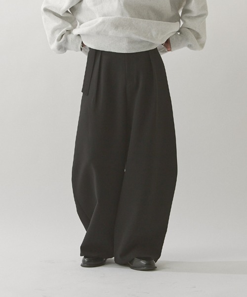 Lui's（ルイス） スラックス ベルテッドダブルクロスバルーンカーブ